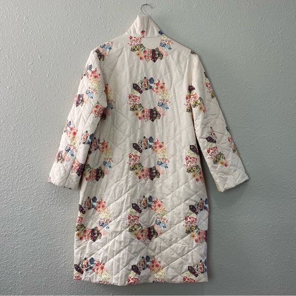 NEW Samantha Sipos Quilted Sunburst Coat - Picture 6 of 16